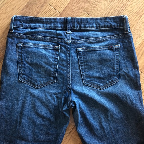 Tommy Hilfiger Boyfriend Jeans, size 6 - Picture 5 of 6